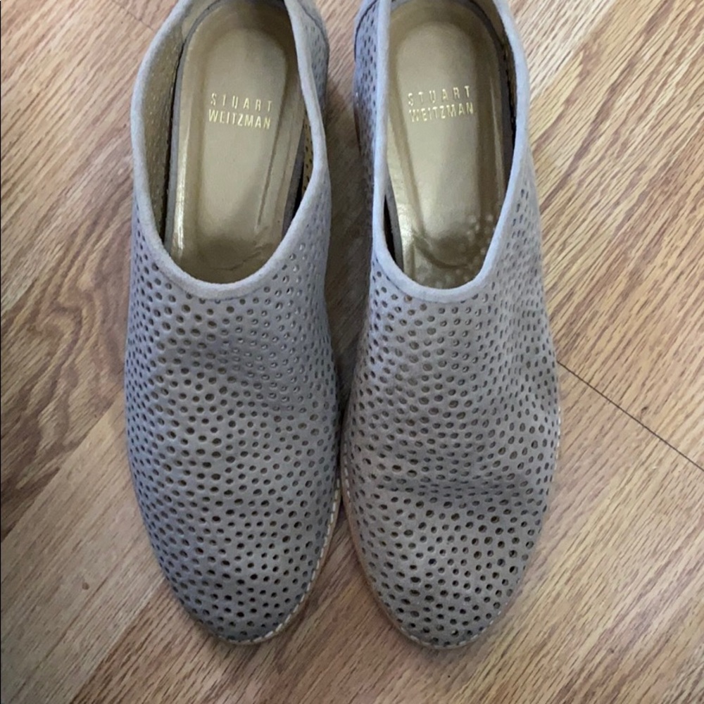 Stuart Weitzman - Picture 4 of 4